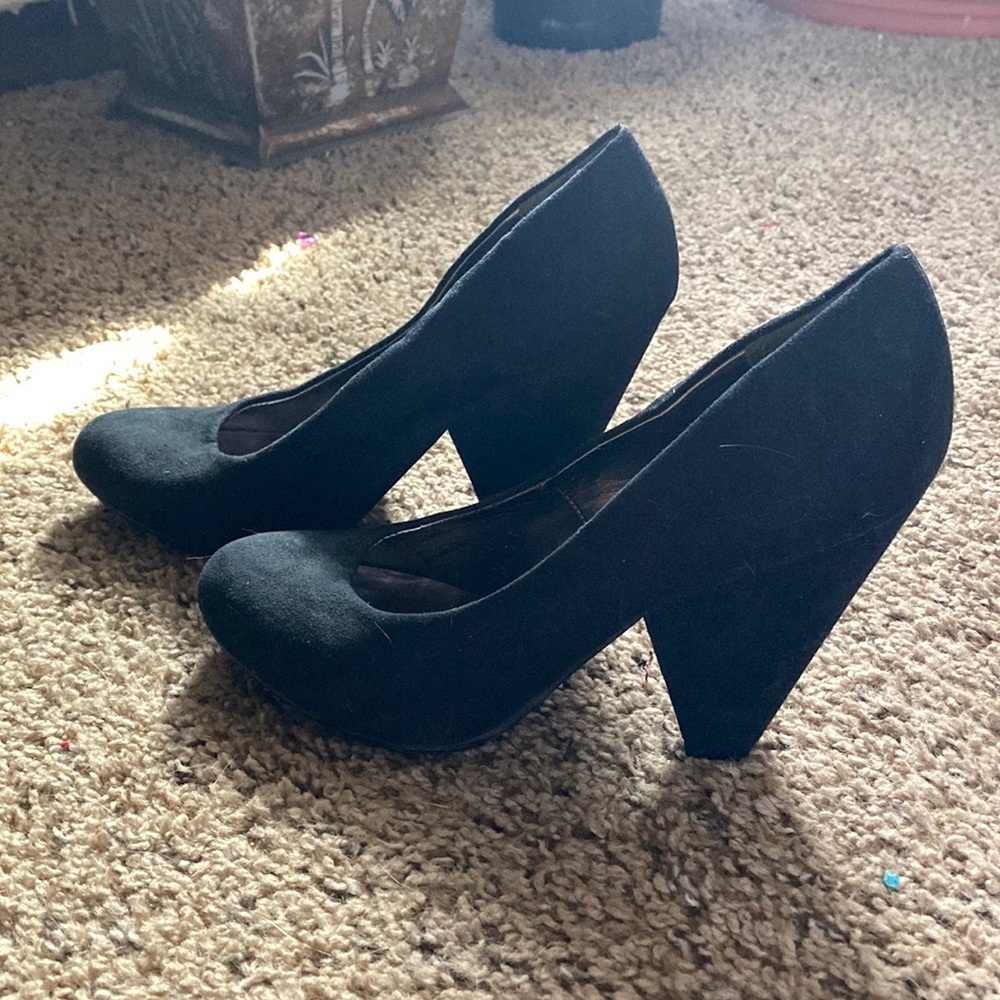 Black Heels Women’s Size 8M